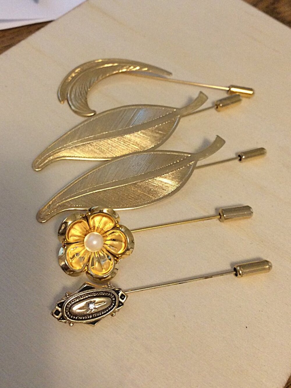 Vintage Stick Pin Set bottom one Avon gold tone
